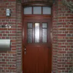 Fertig montiert Haustür Nachbau